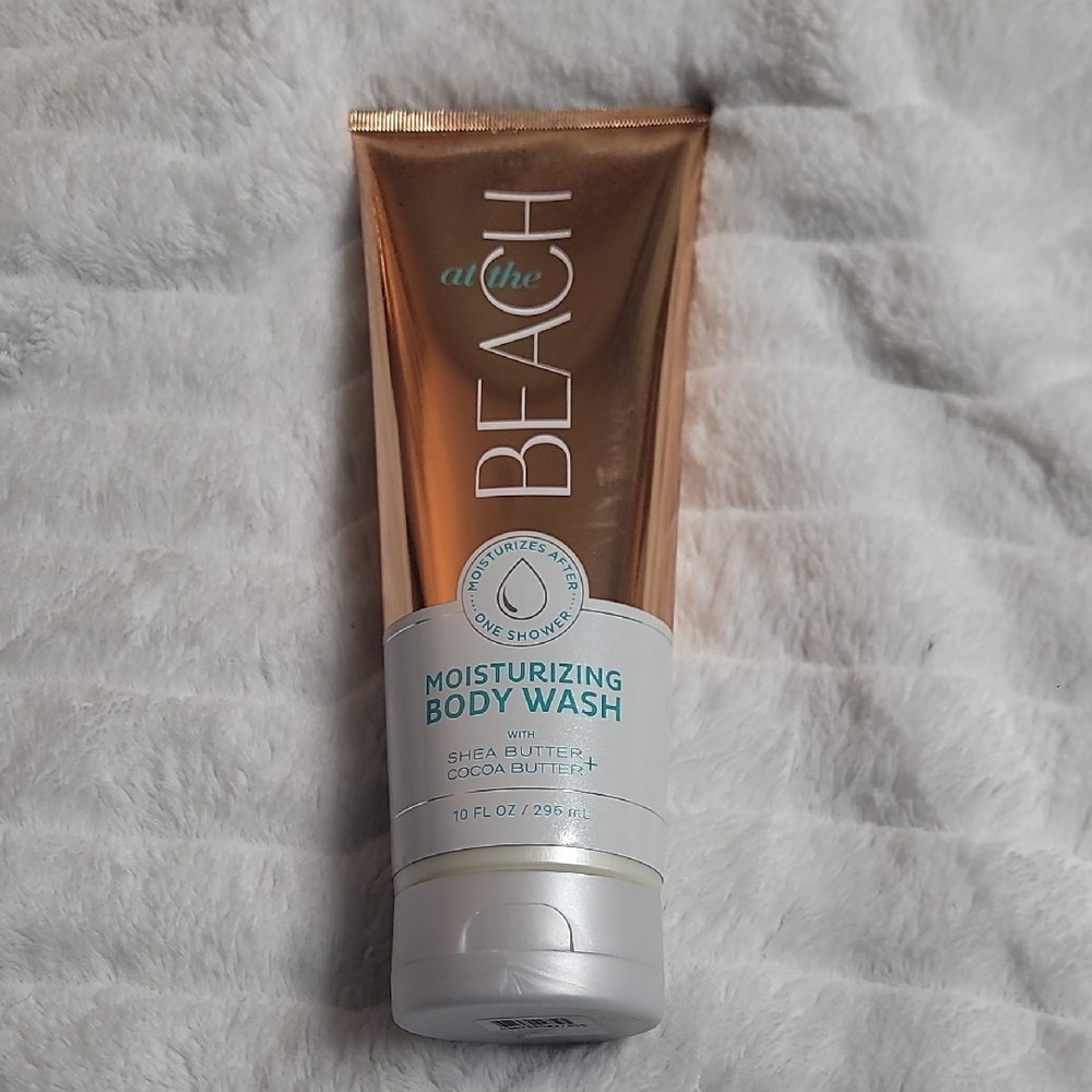 Bath & Body Works 10 Fl Oz At The Beach Moisturizing Body Wash With Shea Butter